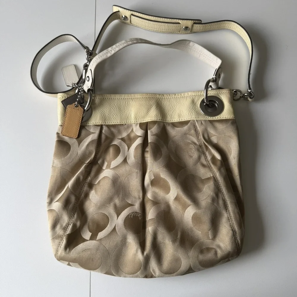 Vintage Signature Madison Coach Bag Authentic #A1069-14579 Beige Good Condition